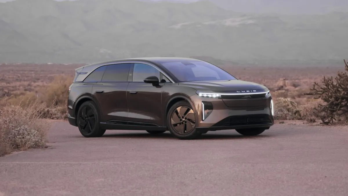 2026 Lucid Gravity Touring: A Comprehensive Review of Luxury Electric SUV