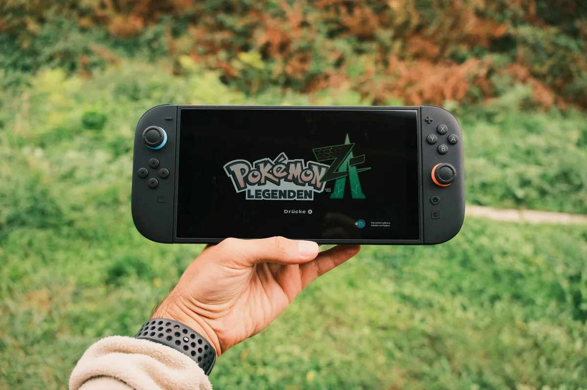 Nintendo Switch console display