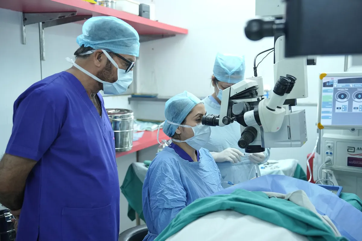 eye surgery procedure