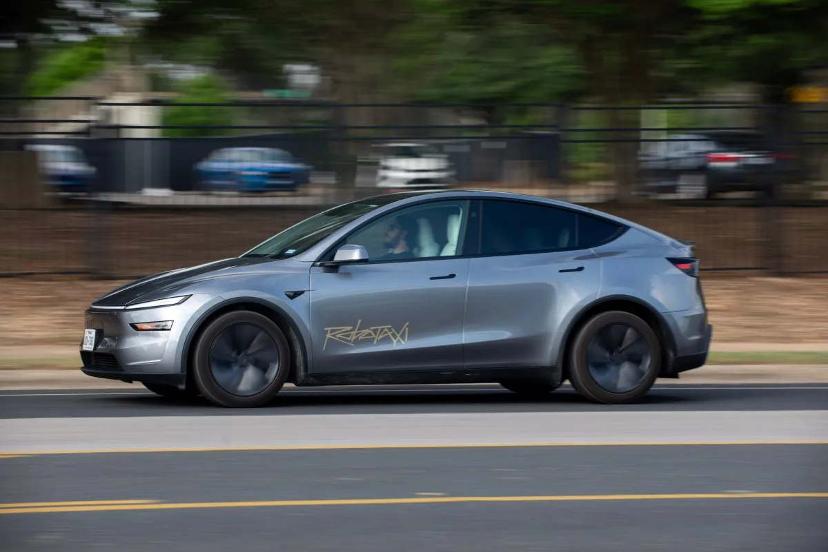 Tesla's Production Challenges: The Shift to AI and Robotics