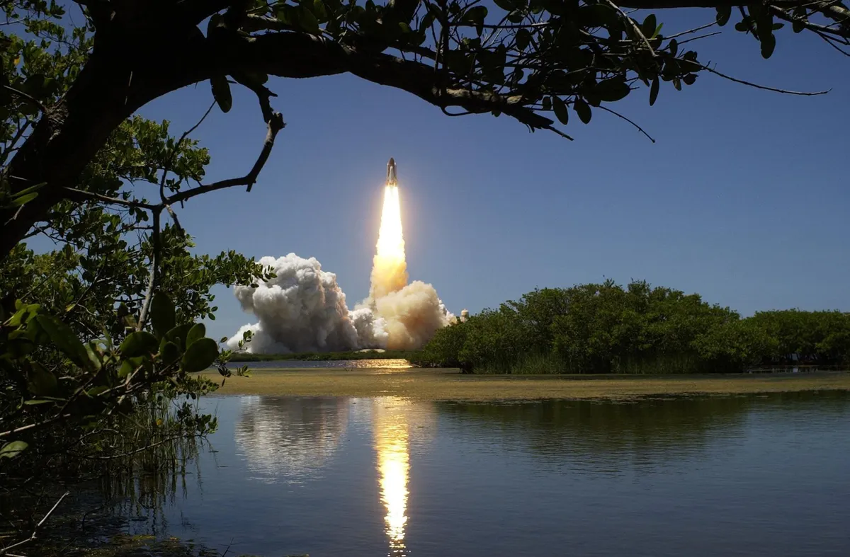 rocket launch spectacle