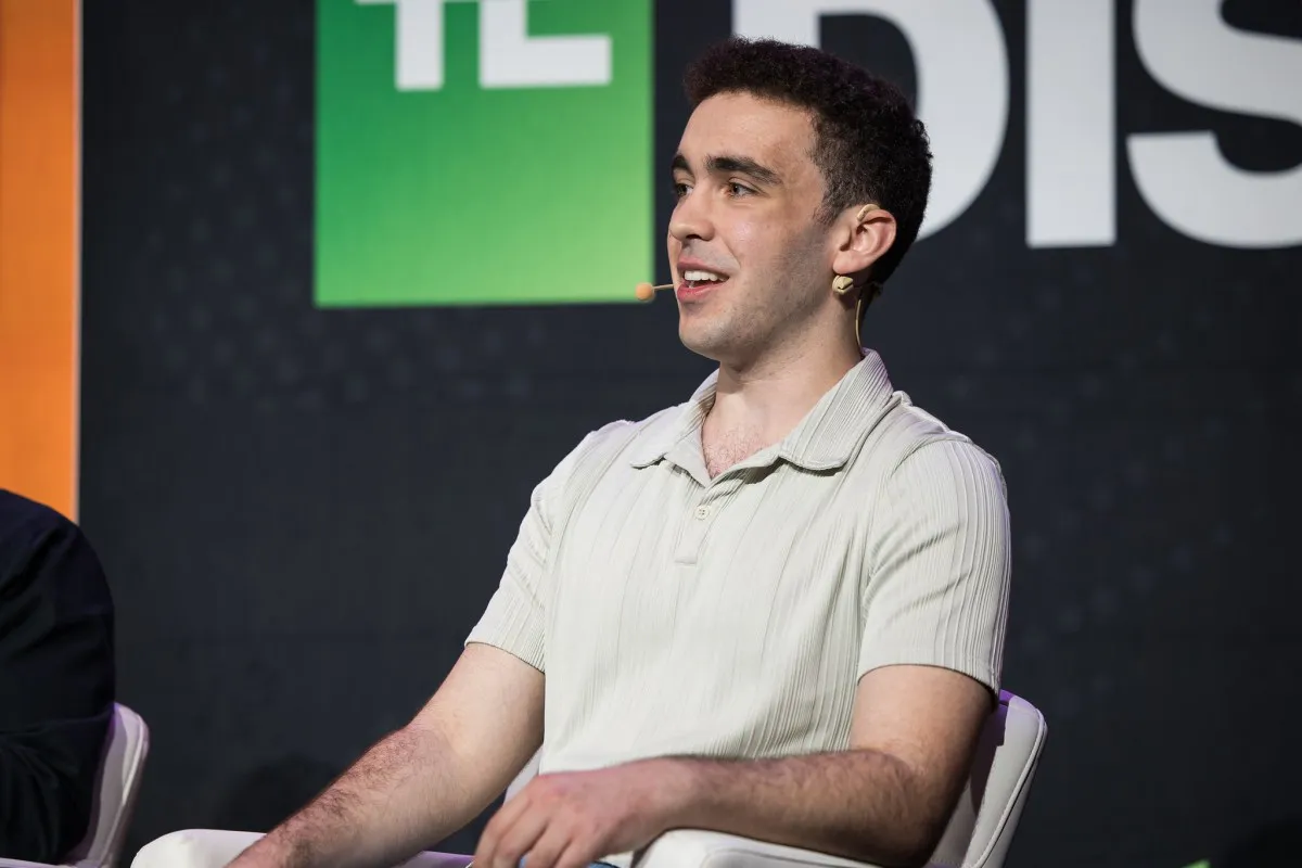 The Fizz vs. Sidechat Lawsuit: A Deep Dive into Startup Confidentiality Breaches