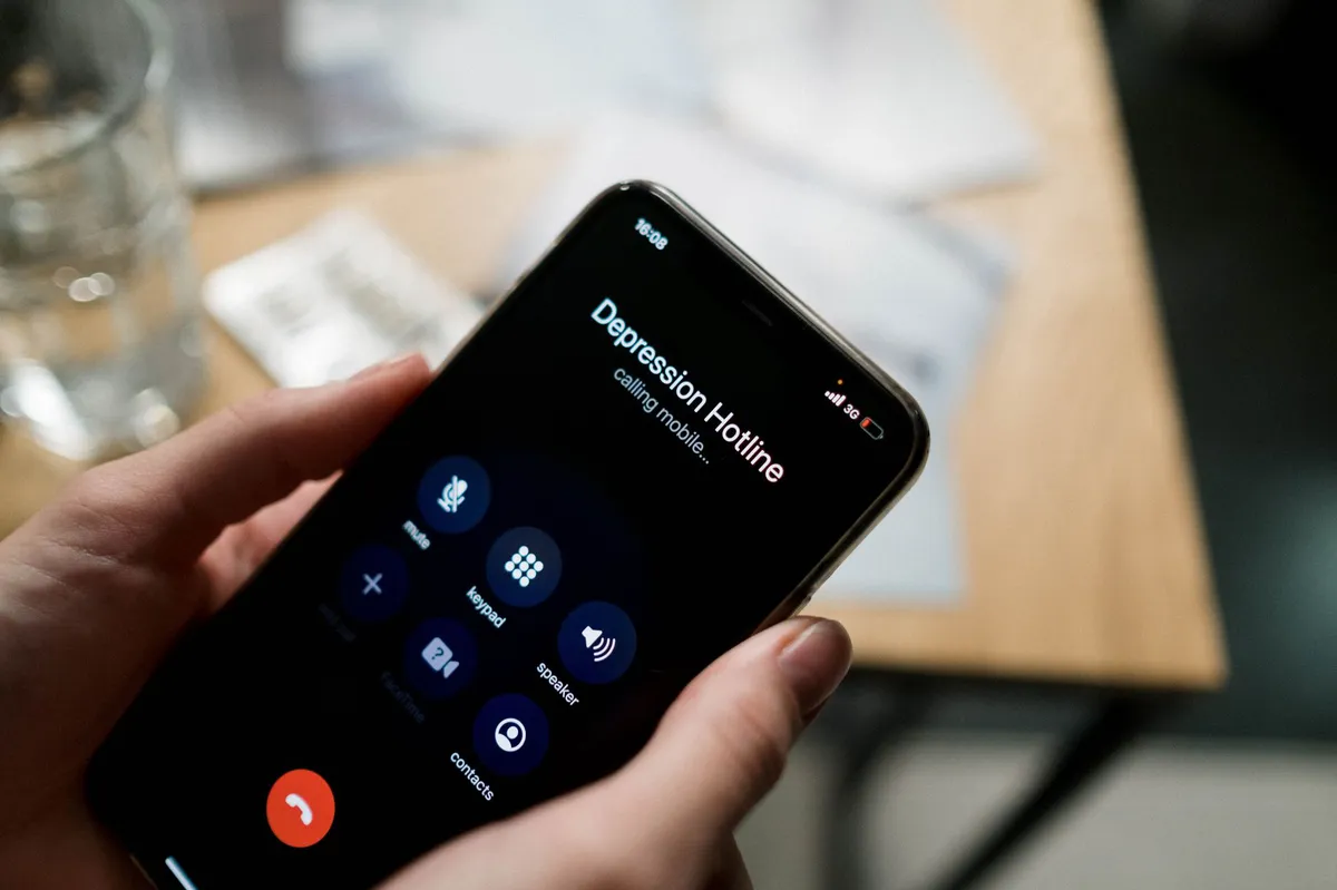 smartphone blocking spam calls