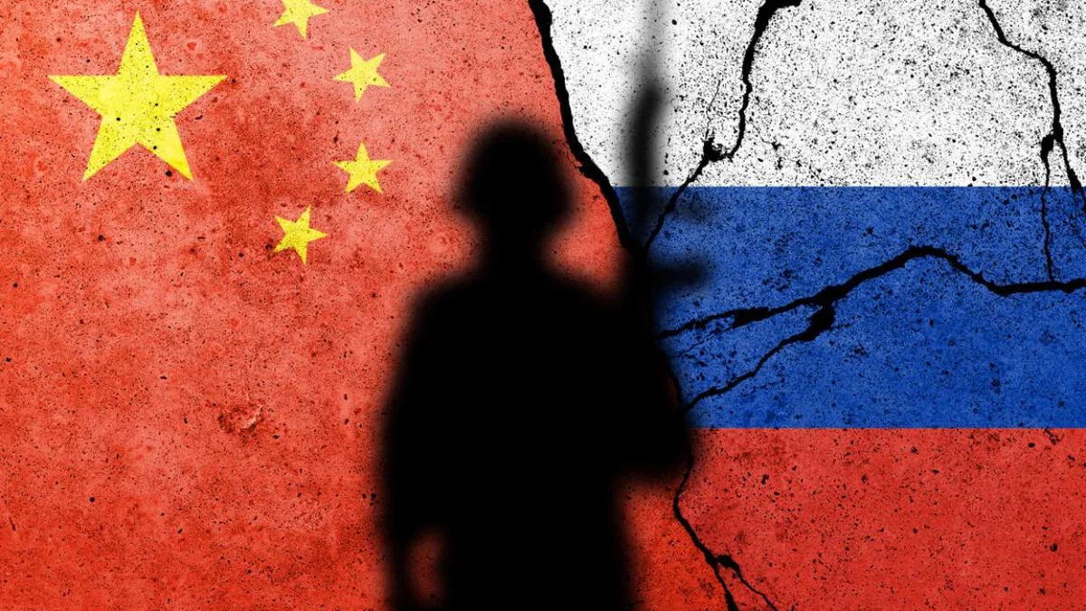 Unmasking the Risks: Foreign Code in Apps for US Military Personnel Unmasking the Risks: Foreign Code in Apps for US Military Personnel