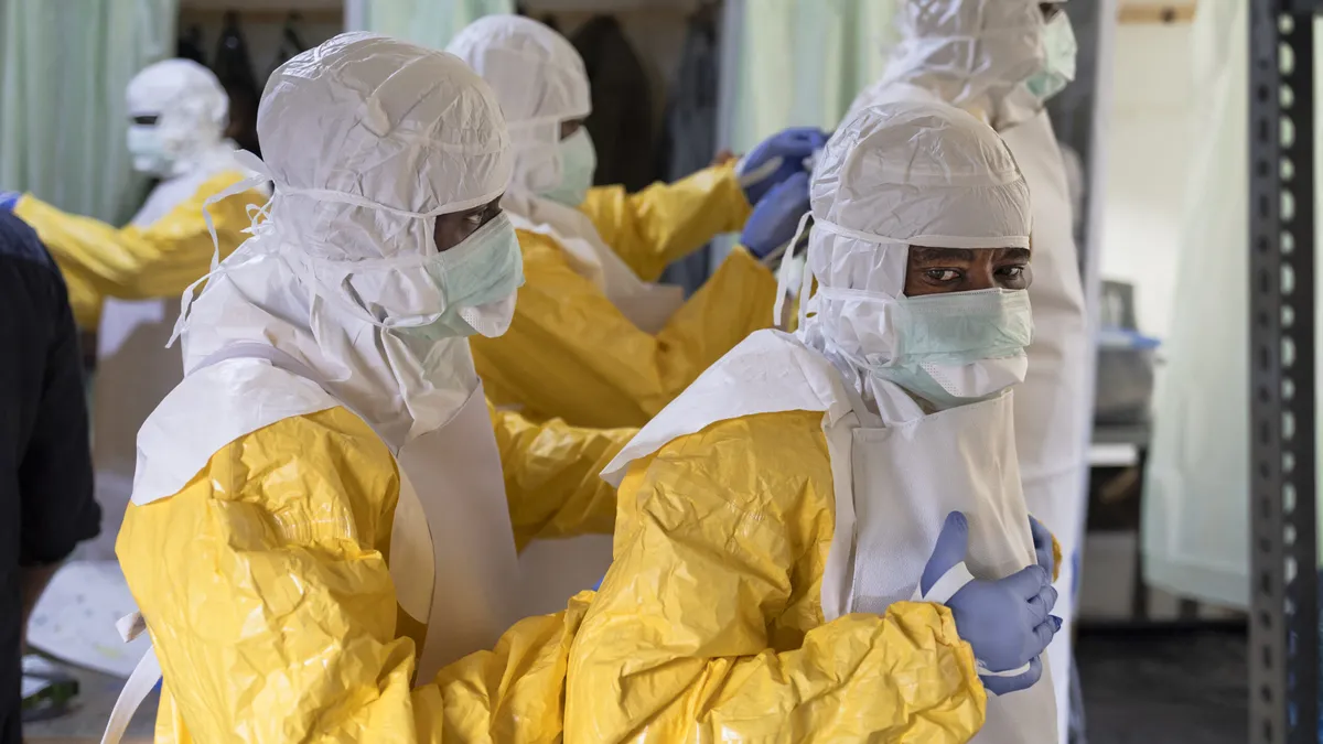 US Citizens Infected with Ebola: A Shifting Response Landscape US Citizens Infected with Ebola: A Shifting Response Landscape