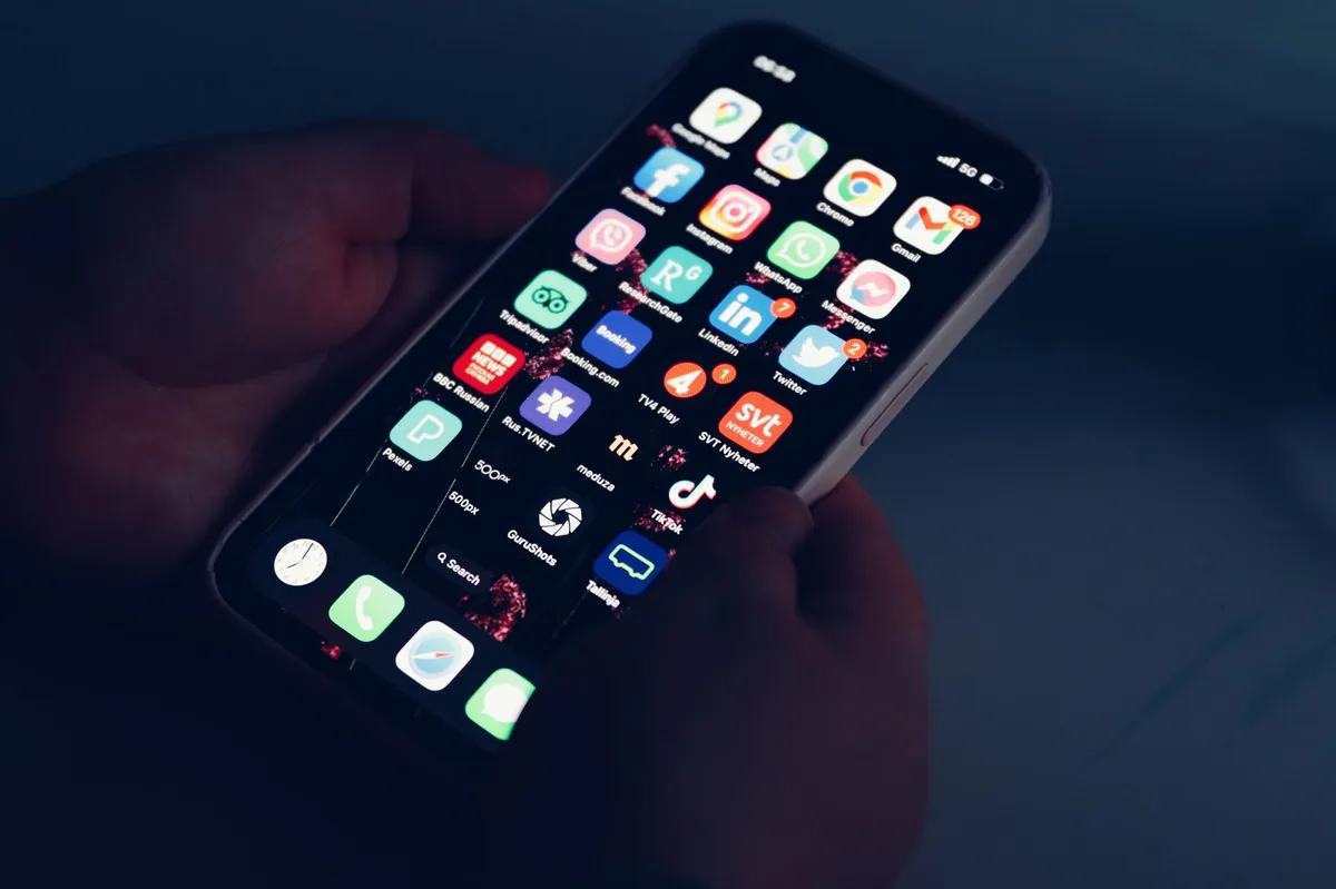 smartphone LED notifications