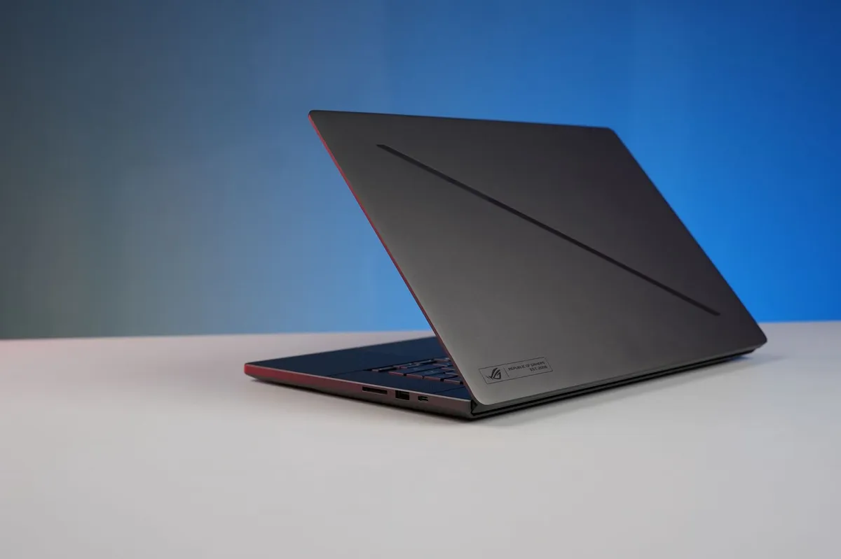 sleek laptop design