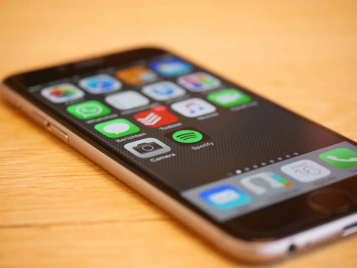 smartphone app installation