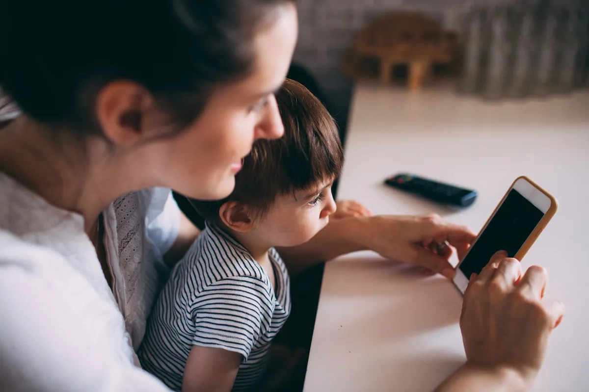 parent-child smartphone education