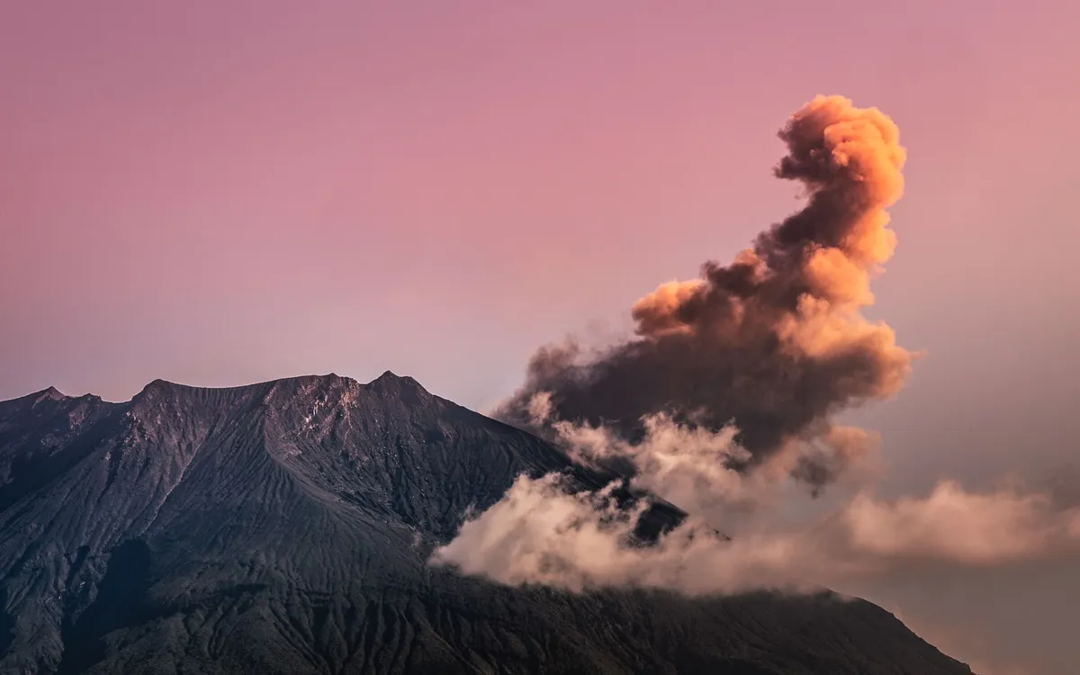 geological dust cloud