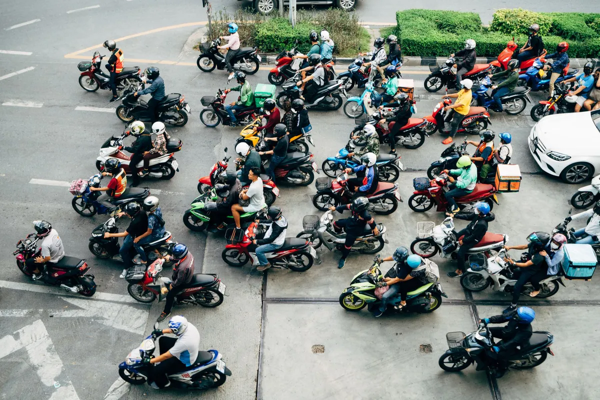 urban commuting lifestyle