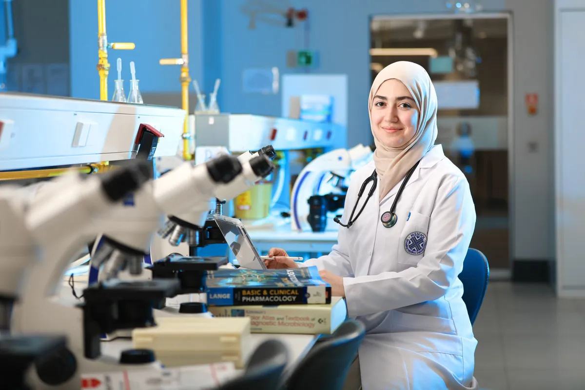 college microbiology lab