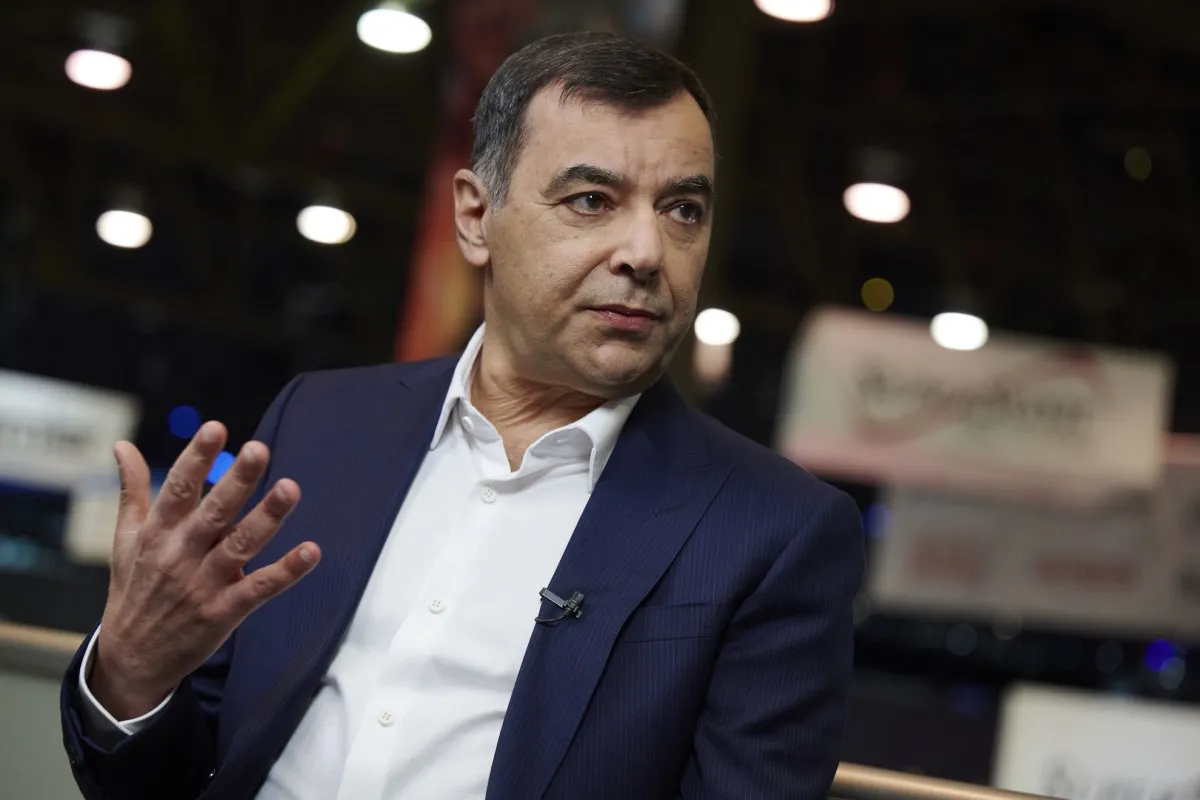 Mobileye Transitions Leadership Amid Push into Robotaxis and Robotics