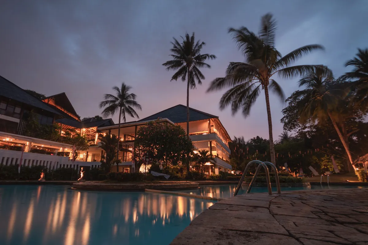 luxury hotel retreat