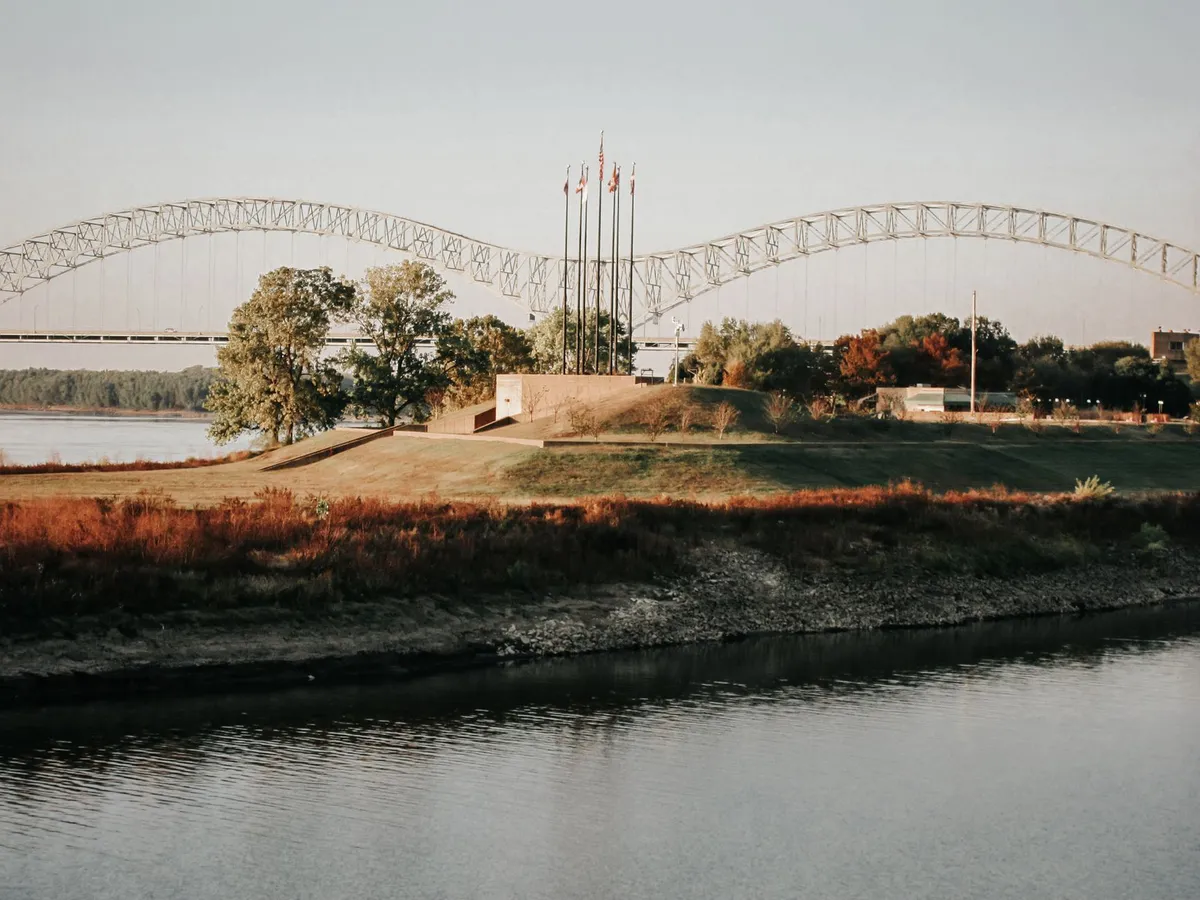 Memphis skyline at sunset