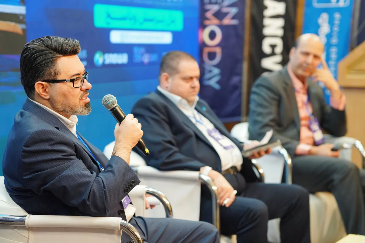 cybersecurity expert speaking at conference