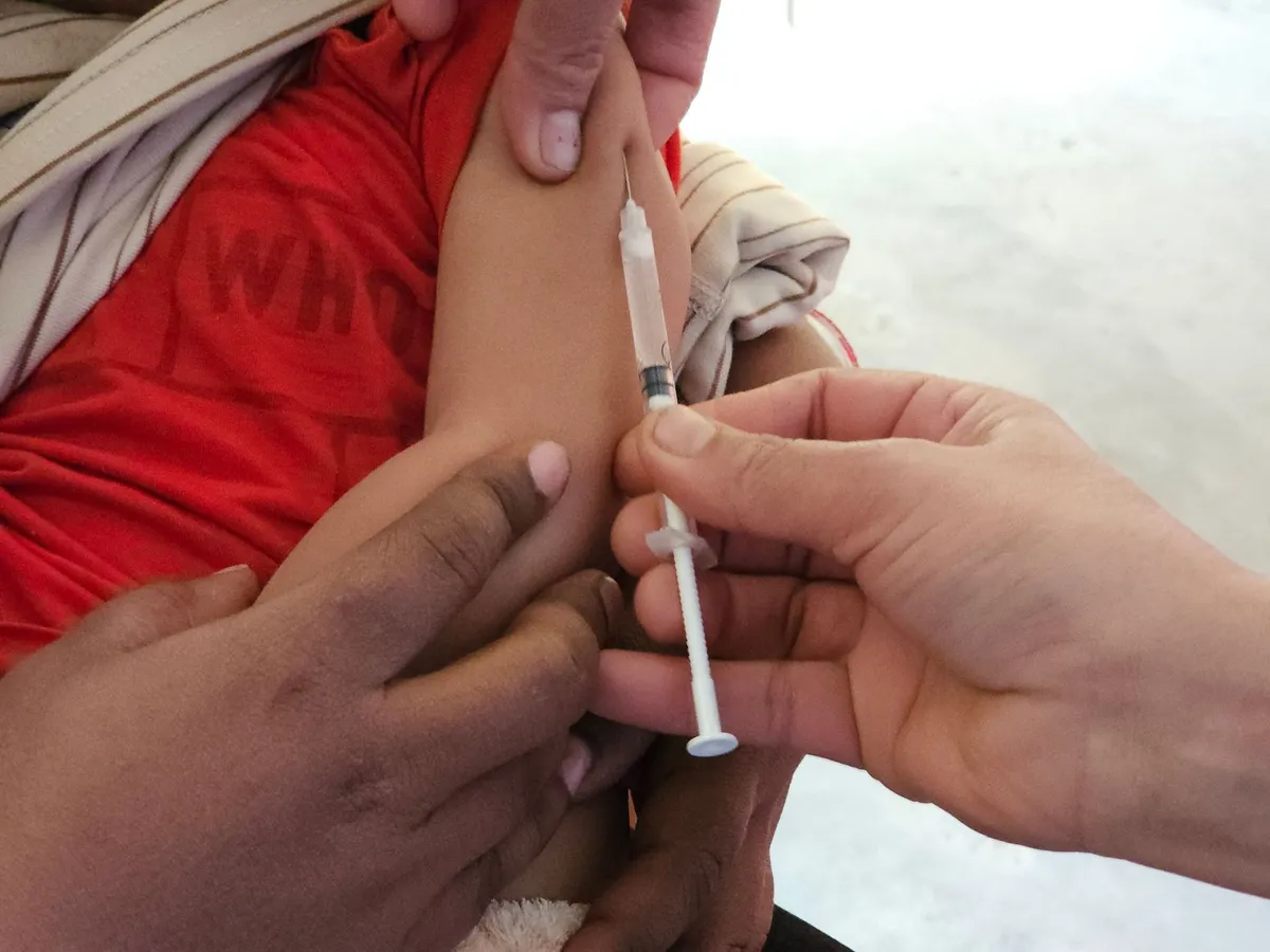 children receiving vaccines