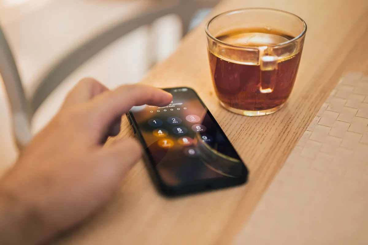 smartphone with app lock
