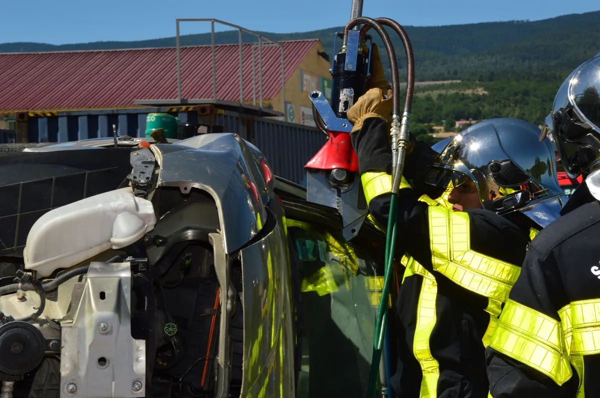 emergency rescue scene