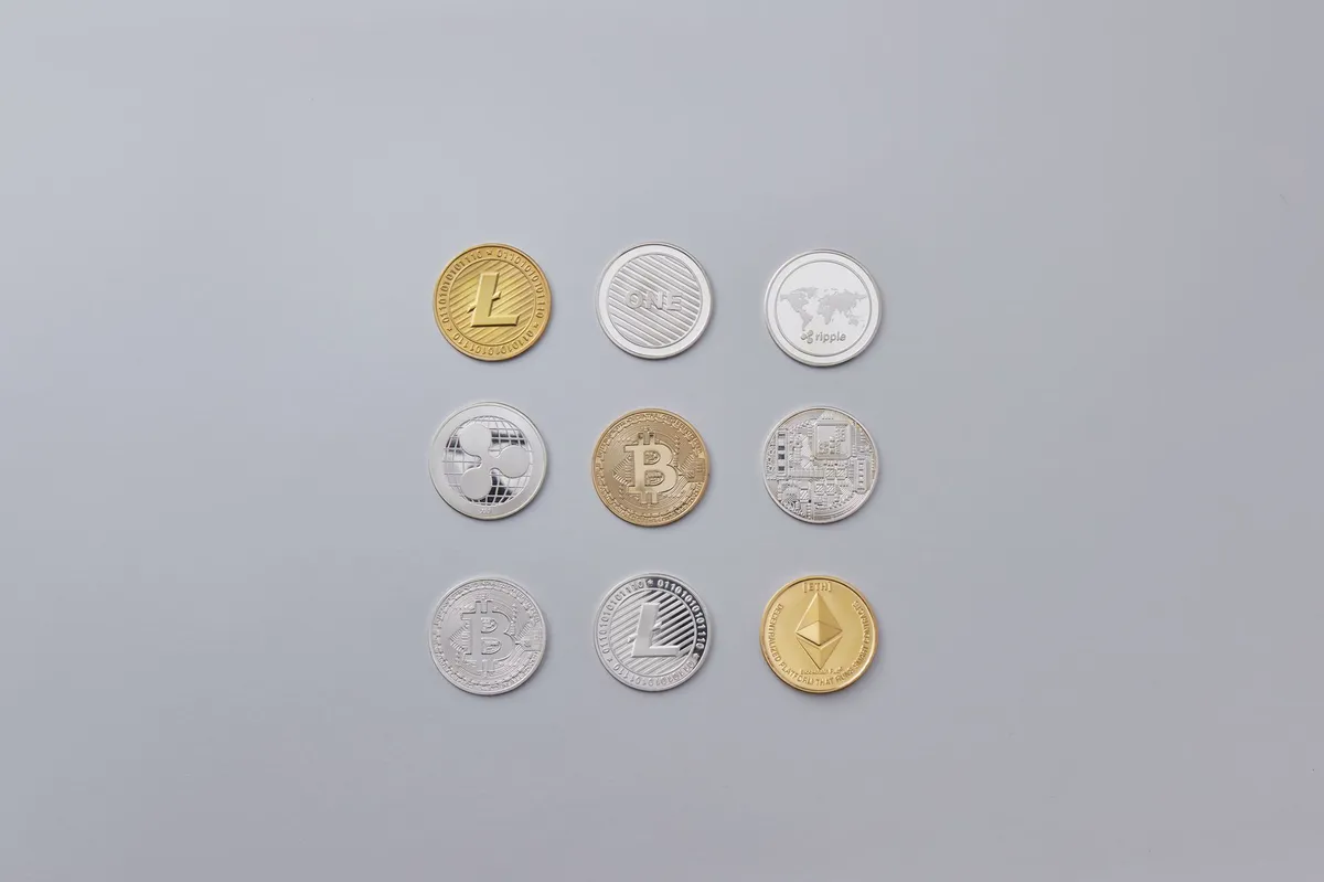 cryptocurrency coins and wallets
