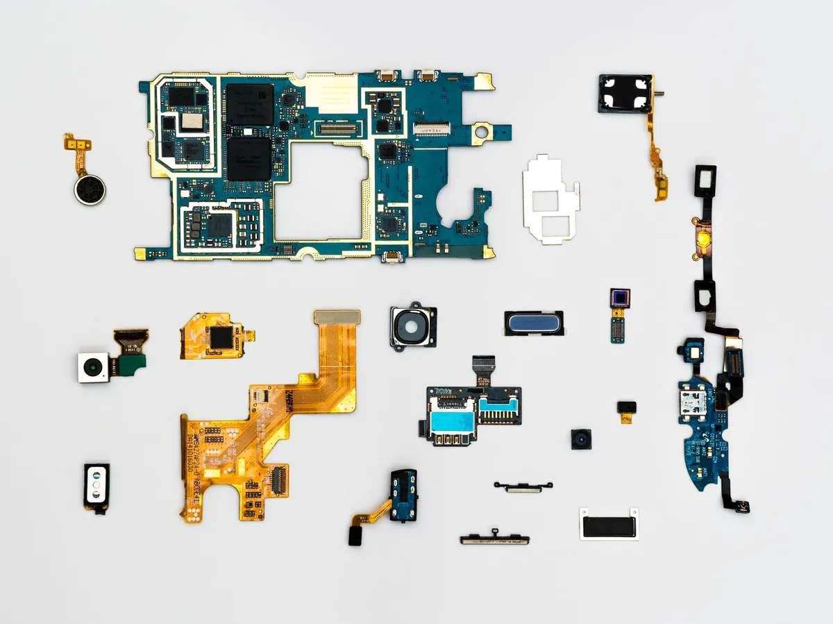 smartphone modular components