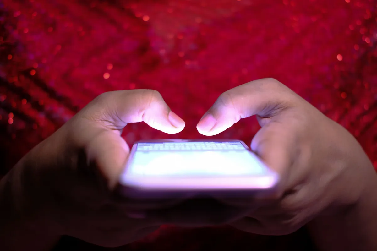 smartphone glowing light