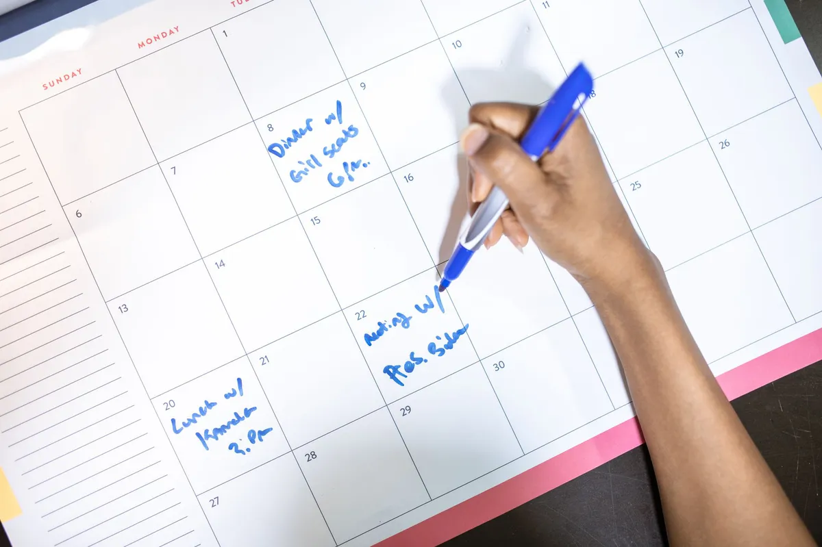 family organizing schedules