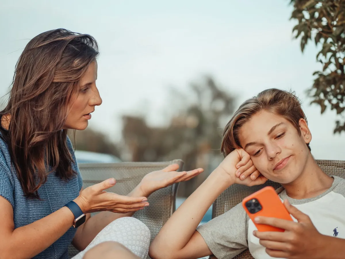 parents discussing technology with teens