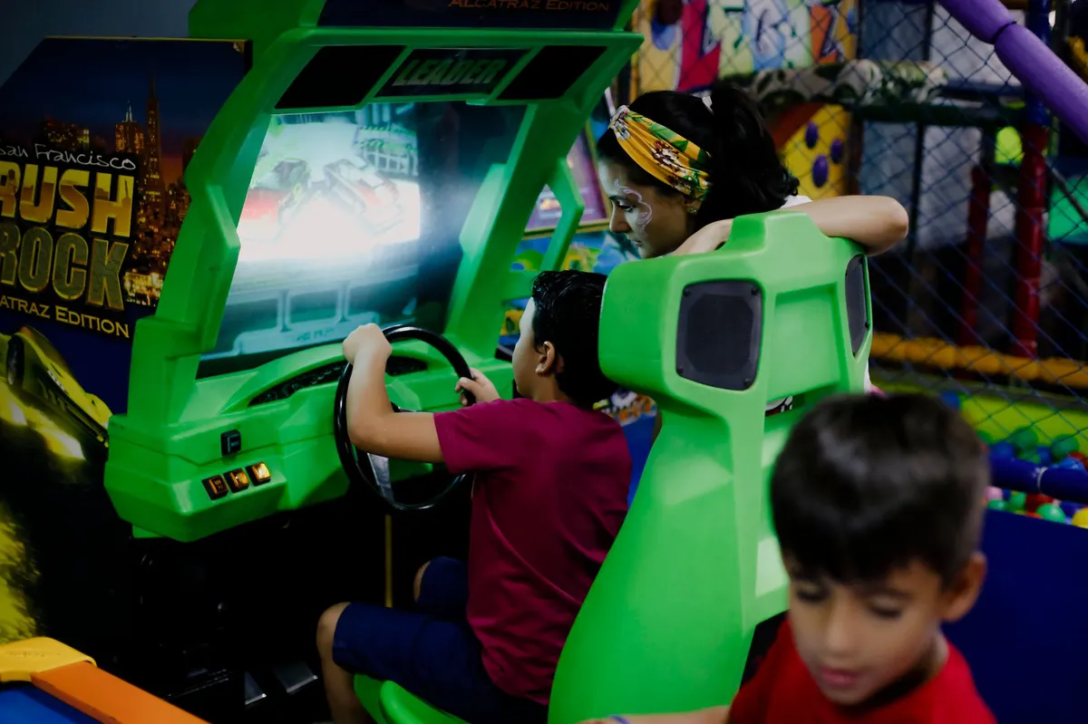 children playing video games