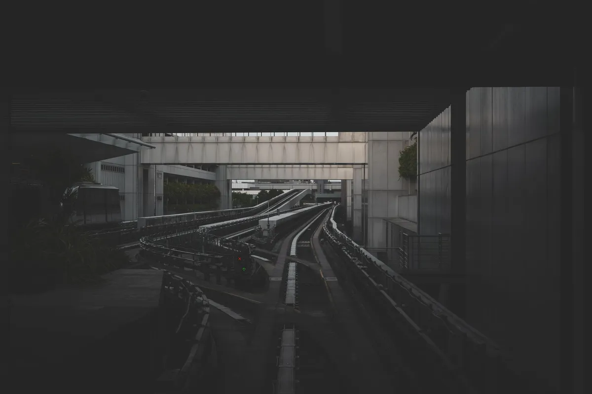 futuristic city transportation
